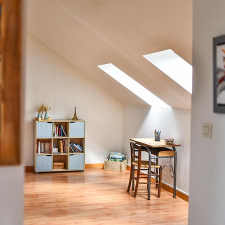 Appartement Spacieux Et Lumineux - Centre - Bord Loire - Climatisation - Wifi - Tout Confort Saumur Exterior photo